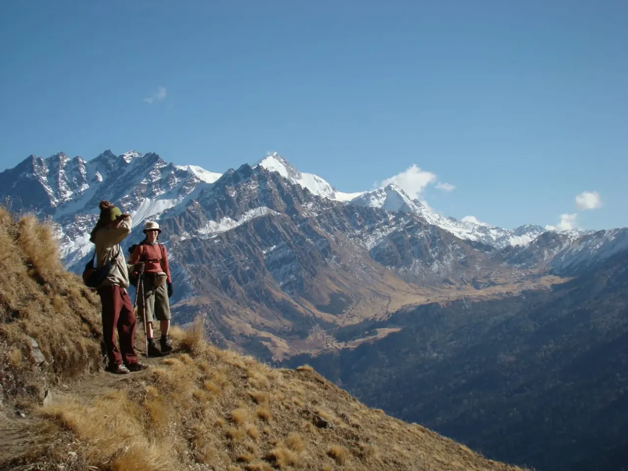 Kuari Pass Trek (The Curzon Trail) Photo 3